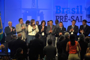 leilao-libras-pre-sal-edison-lobao