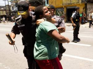 1536491_693280124036665_1393713673_n