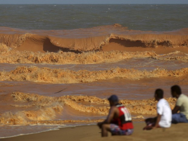 brazil-damburst-environment_ricardo_moraes_reuters_2