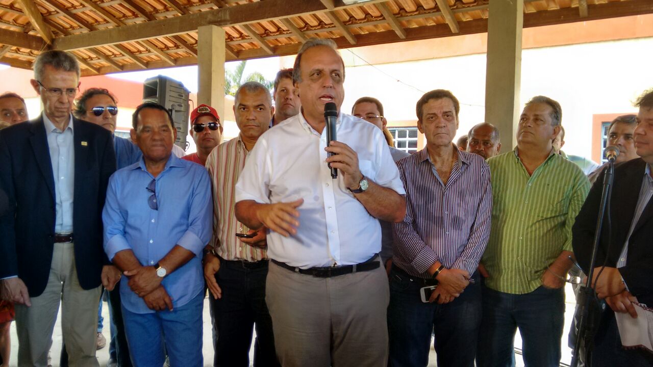 pezão-em-campos2