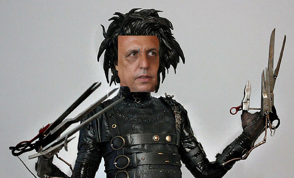 edward-scissorhands-statue-by-hollywood-collectibles-group