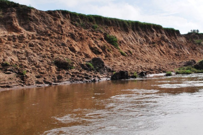 assoreamento rio claro