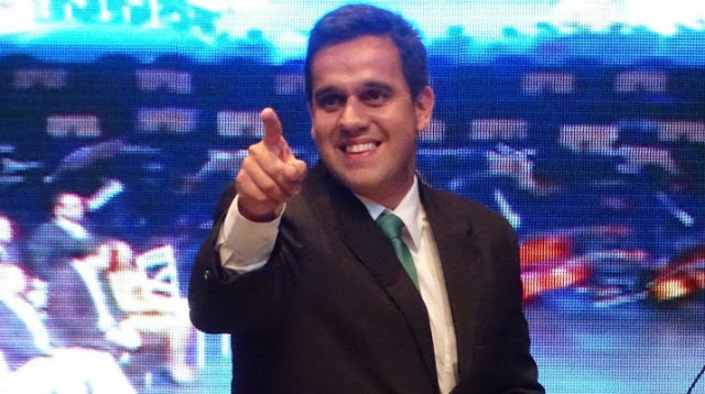 Rafael-Diniz-posse-5-715x400