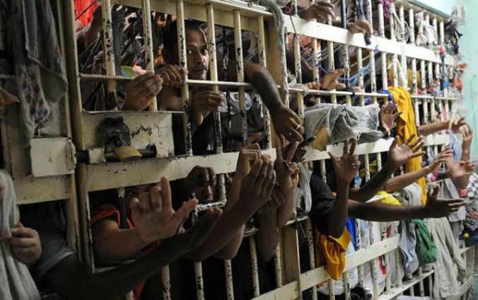 superlotação-presídios