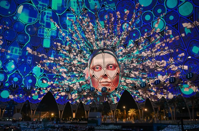 Dubai-e-a-COP-das-extravagancias