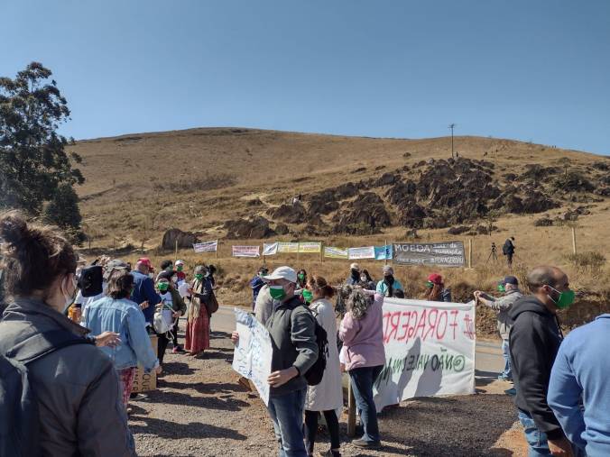 Serra-da-Moeda-protesto